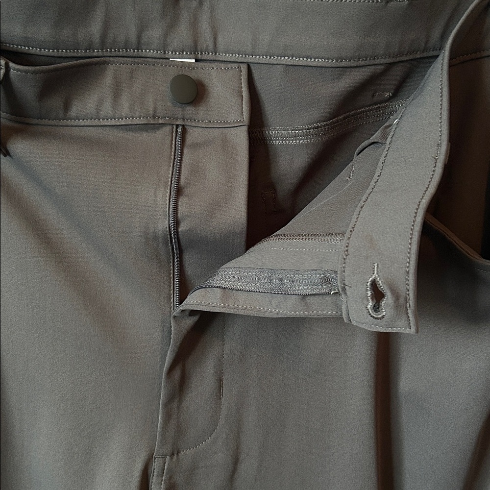 NWOT STYLUS Men's Sleek Black Dress Pants 44X30 - Picture 6 of 7